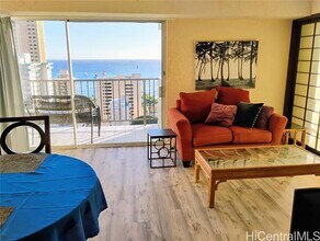 Building Photo - 2440 Kuhio Ave.