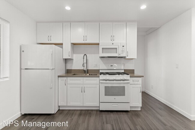 Foto del edificio - 2 br, 1 bath Apartment - 5314 N Pacific Av...