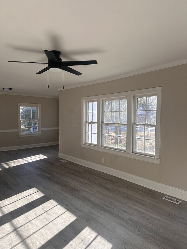 Foto del edificio - RENTAL HOME 3BD/2BTH