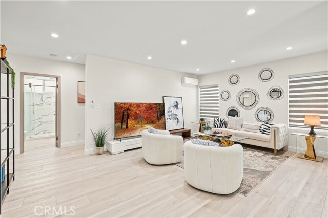 Foto del edificio - 325 N Carvol Ave