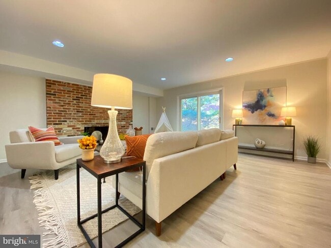 Foto del edificio - 11505 Parkedge Dr