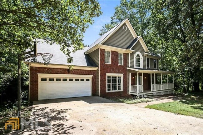Building Photo - 2550 Highland Pointe Dr