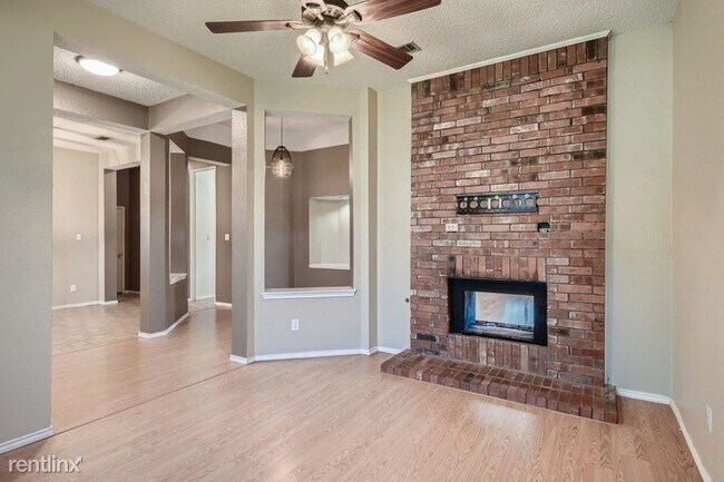 Building Photo - 4 br, 2 bath House - 4806 Clay Dr UNIT