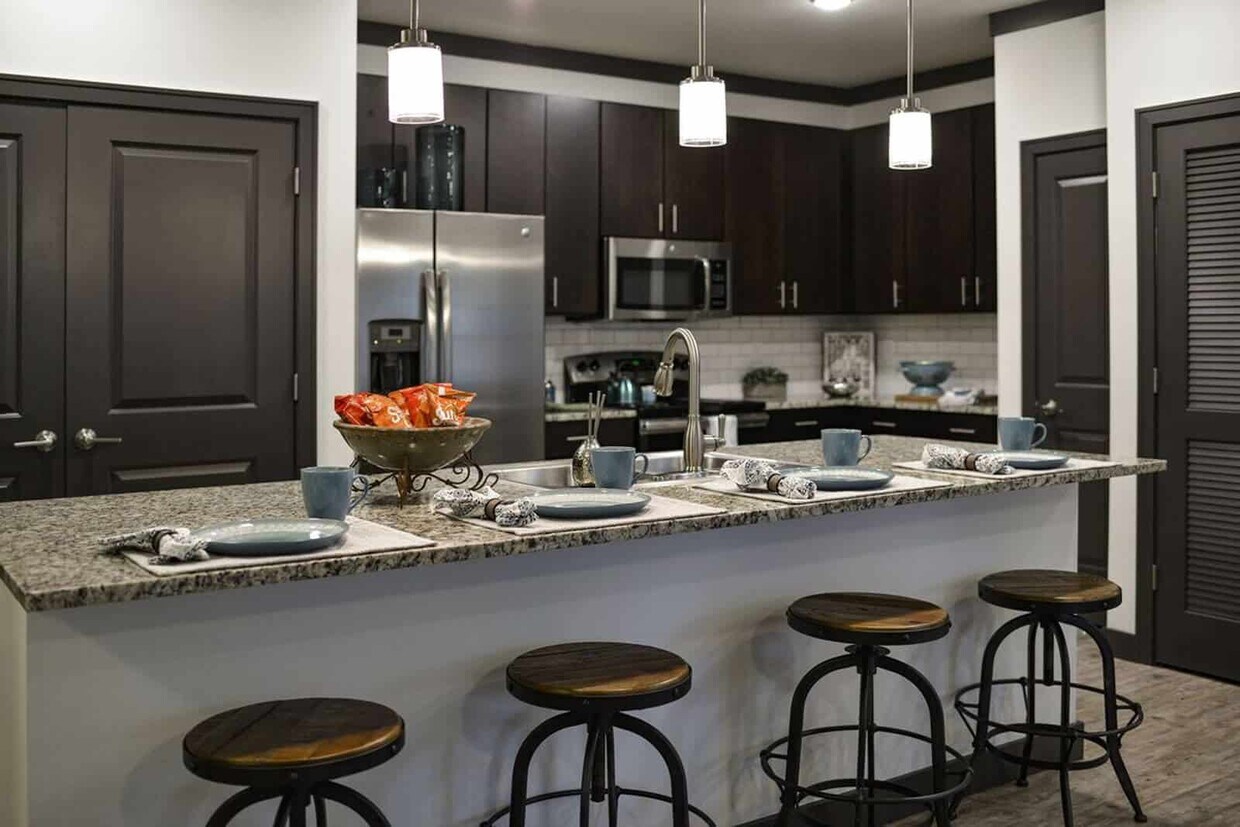 Sawyer East End Apartments in Louisville, KY