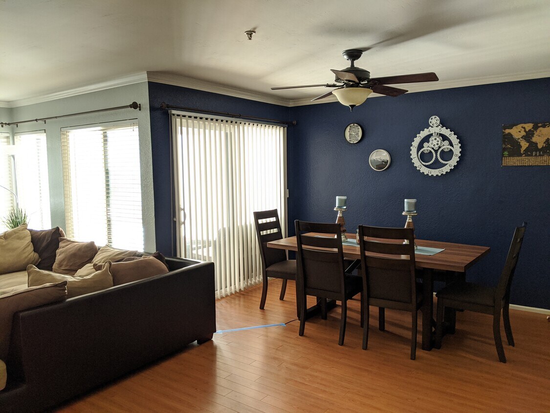 Foto principal - 5705 Friars Rd