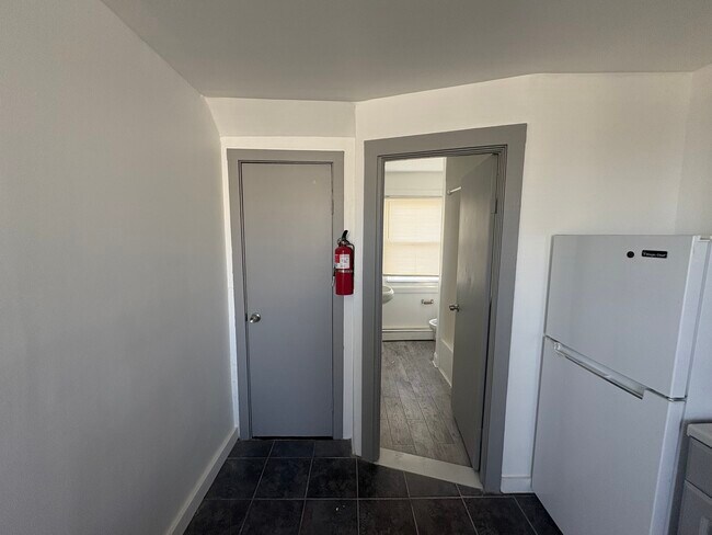 Foto del edificio - 91 Main Ave