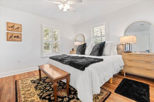 Foto del edificio - 655 Charlies Rd