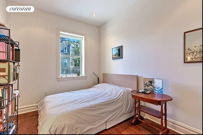 Foto del edificio - 871 Park Pl