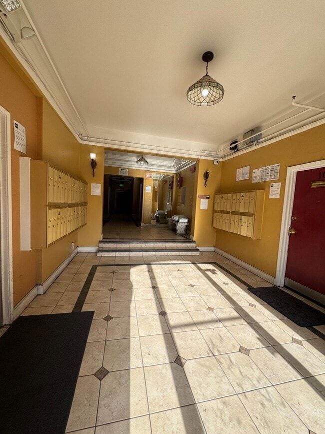 Foto del edificio - 901 S Kingsley Dr