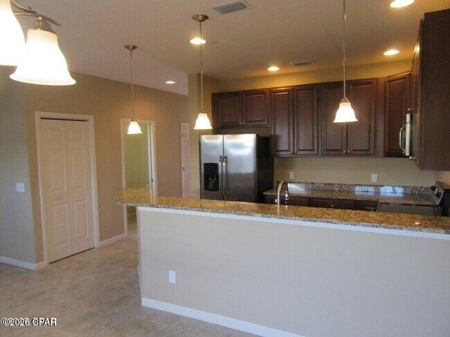 Foto del edificio - 2407 Astrid Ln