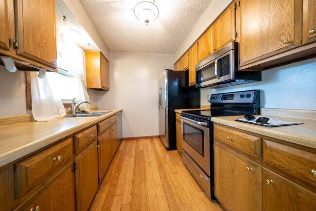Building Photo - 7438 170th Ct W