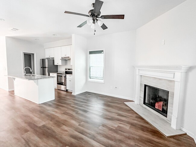 Building Photo - 2/2.5 Single Family Rental Home - Forsyth Co.