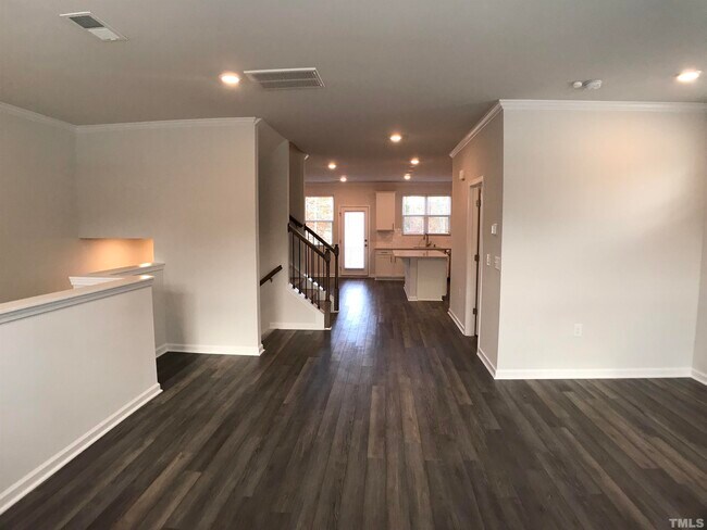 Building Photo - 1036 Shoreside Dr