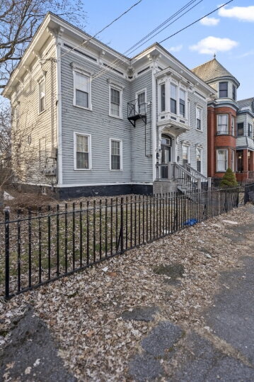 Building Photo - 109 Park Pl
