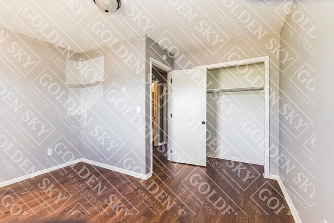 Foto del edificio - 106 S Keystone Cir