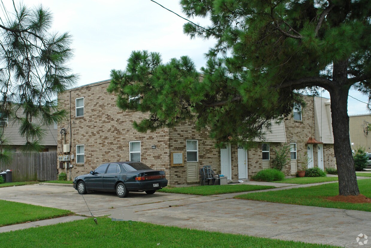 Primary Photo - 2720 Harvard Ave