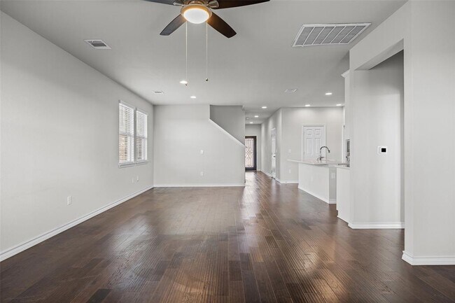 Foto del edificio - 11924 Gilleland Ln