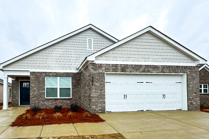 Primary Photo - 394 Angela St