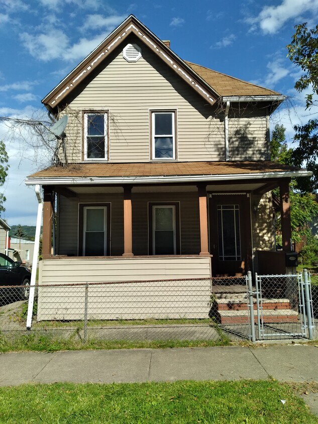 13 Evans St, Binghamton, NY 13903 House Rental in Binghamton, NY