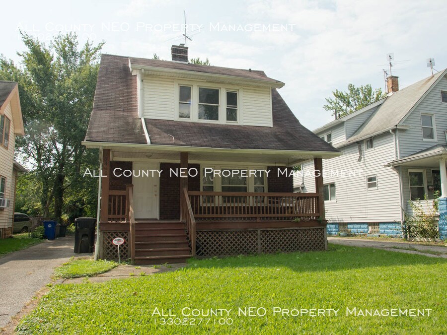 Primary Photo - 3bed 1bath w/one month's free rent