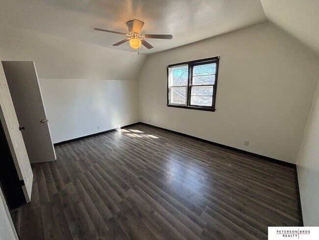 Building Photo - 4740 N 38th St