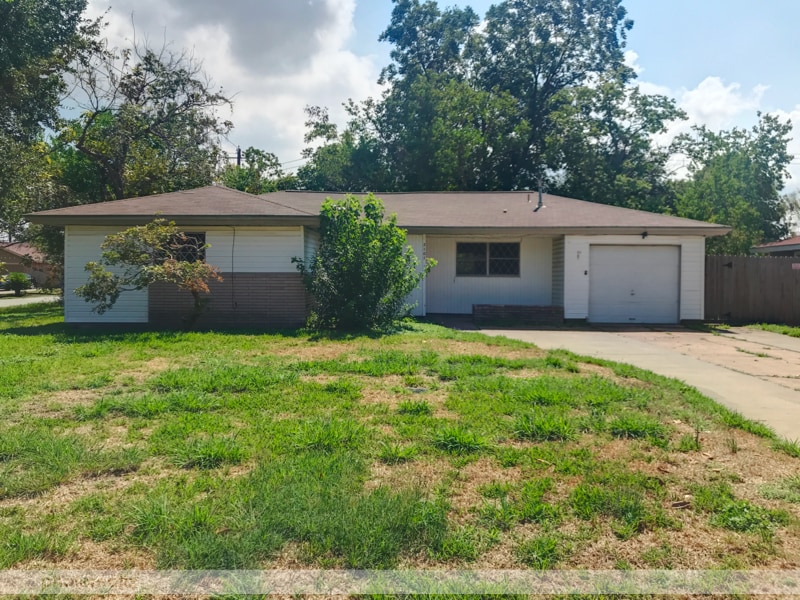 Photo - 3101 7th Ave N (Texas City, TX)