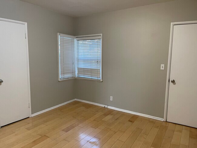 Building Photo - 3406 Wade St