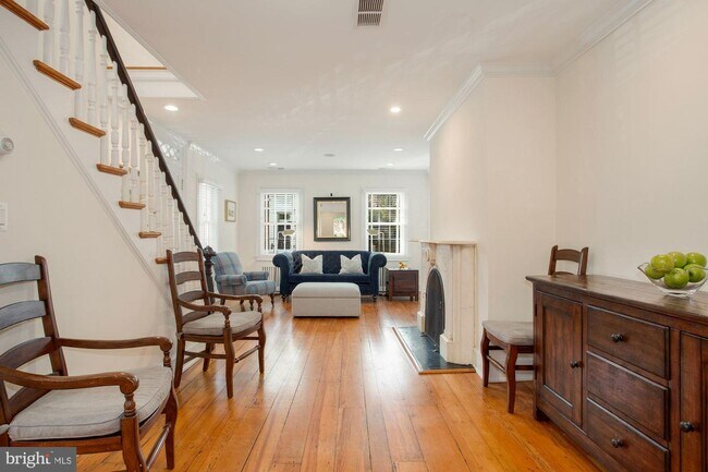 Foto del edificio - 3337 P St NW