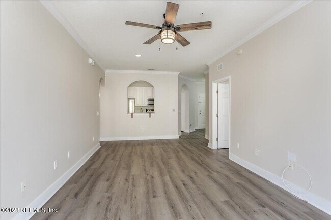 Building Photo - 7801 Point Meadows Dr
