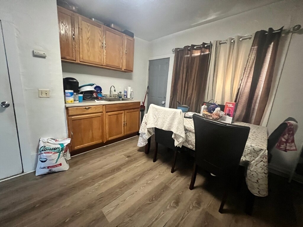 Primary Photo - 75 Intervale St