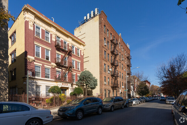 Building Photo - 161 Woodruff Ave
