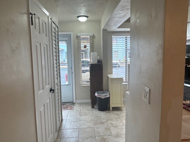 Hall de entrada - 3333 S Ridgewood Ave