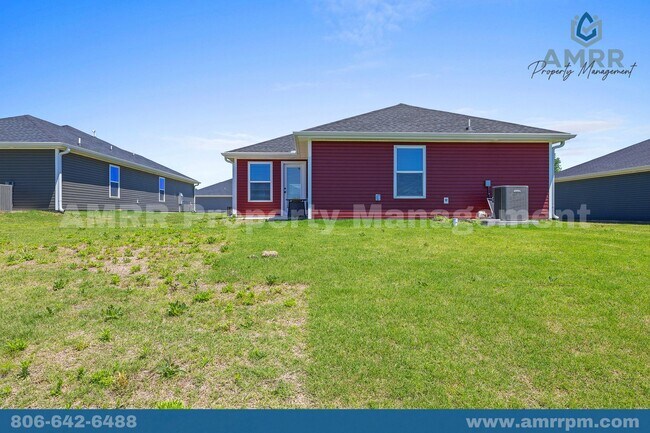 Building Photo - New 3 Bedroom Home In Oronogo! Move In Spe...