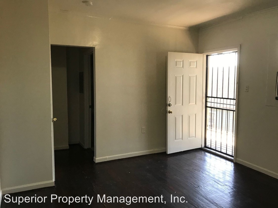 Primary Photo - 2612 Soniat St
