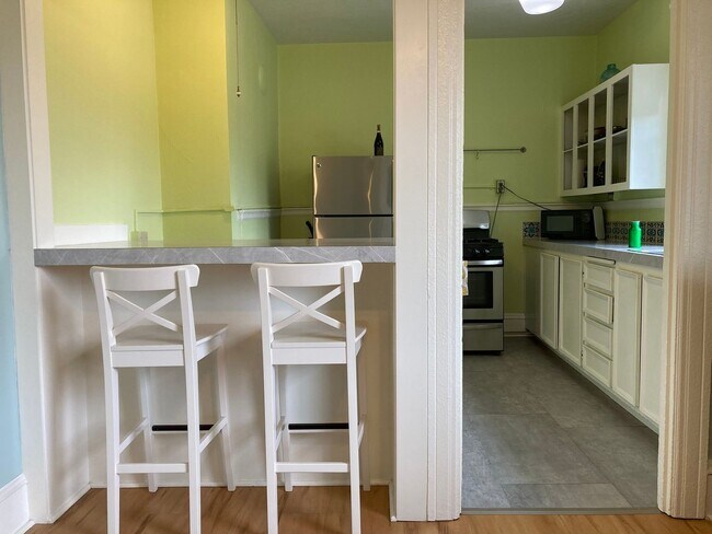 Foto del edificio - 2109 NW Irving St