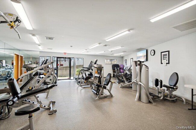 Foto del edificio - 124 Foxwood Dr