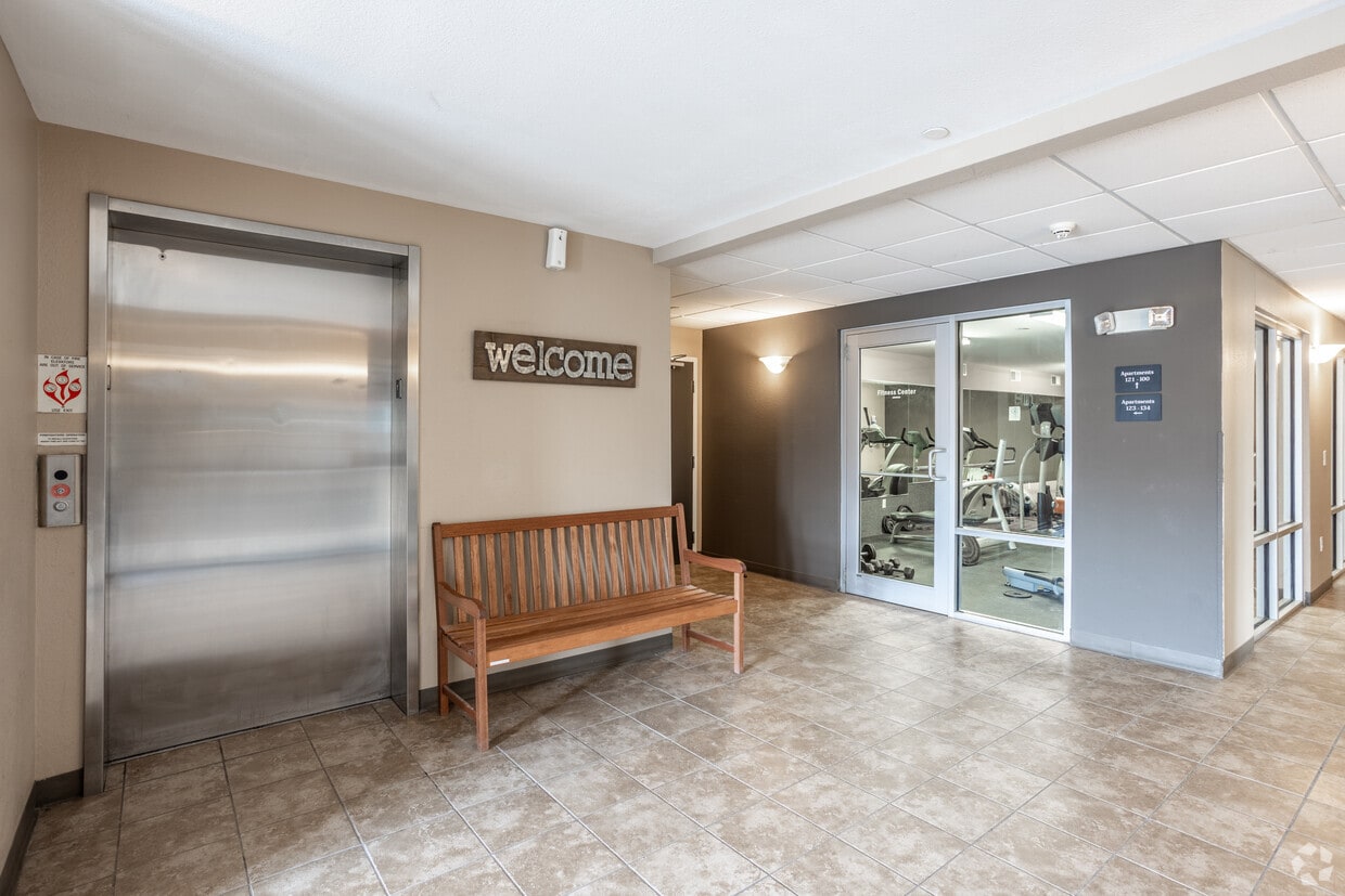 The Villas at Devils Glen Apartments 3434 Towne Pointe Dr Bettendorf