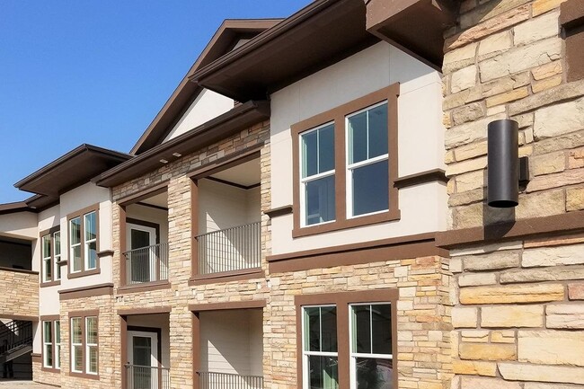 Foto del edificio - 2132 E Wisconsin Rd