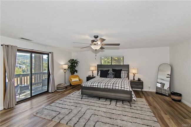 Foto del edificio - 198 Zermatt Dr