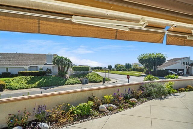 Primary Photo - 33445 Spinnaker Dr N