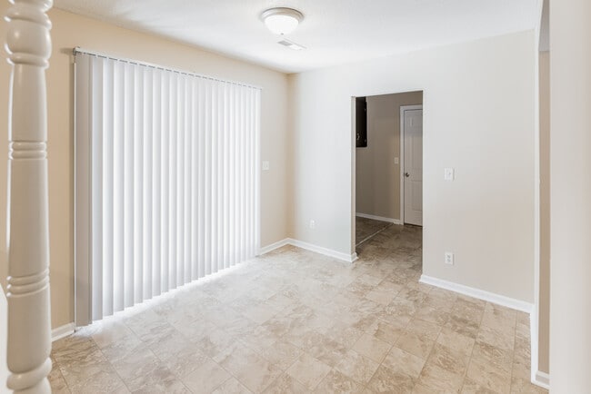 Building Photo - Charming 3-Bedroom Brick Home