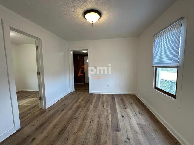 Foto del edificio - 2129 Jefferson St