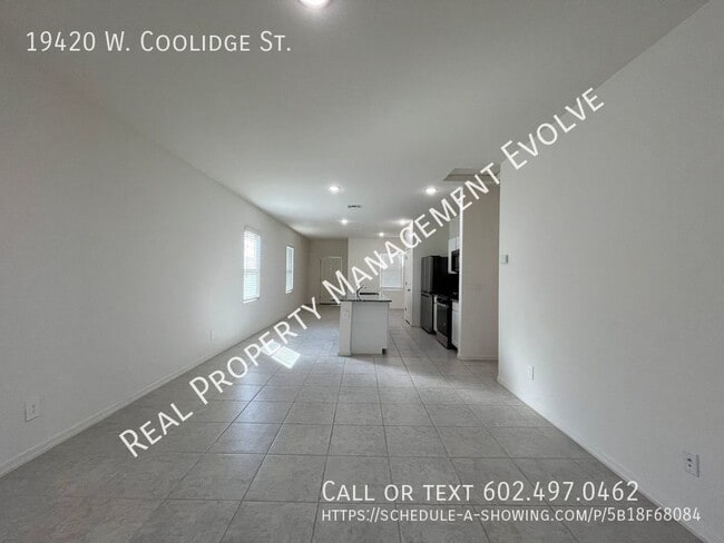 Building Photo - COME TOUR TODAY!