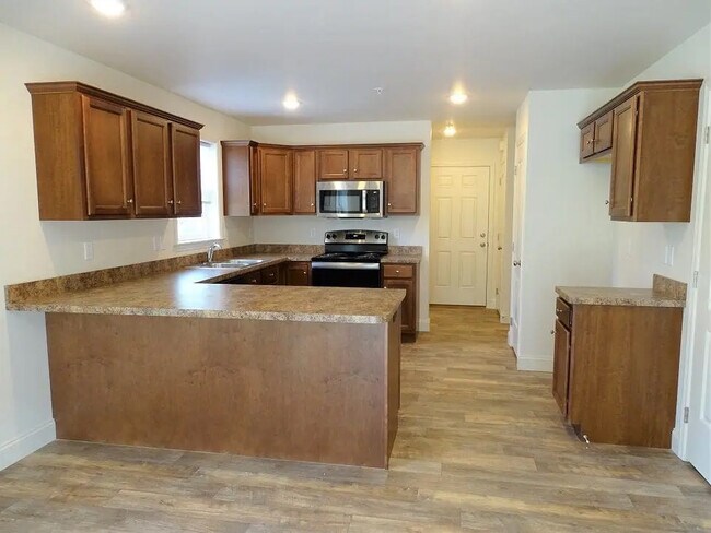 Foto del edificio - 256 Wildflower Dr