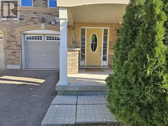 Building Photo - 240 Septimus Heights
