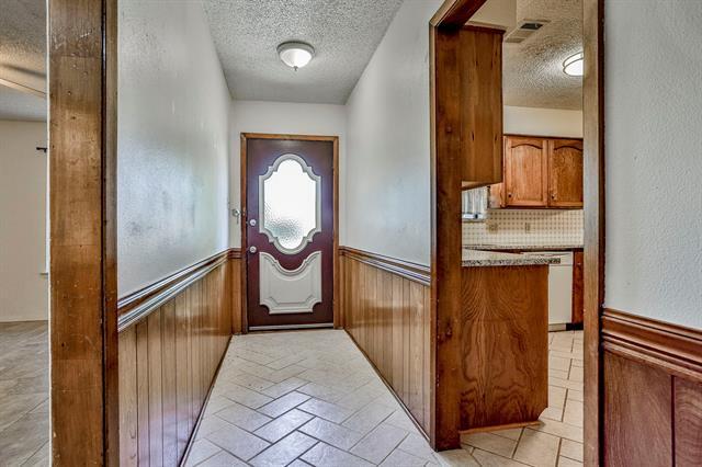 Foto del edificio - 5712 Crestwood Cir W