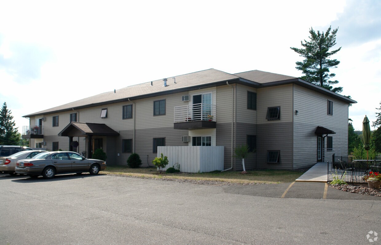 Mount Royal Apartment Apartments in Duluth, MN