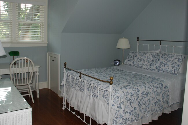 Foto del edificio - 29 McGuirk St