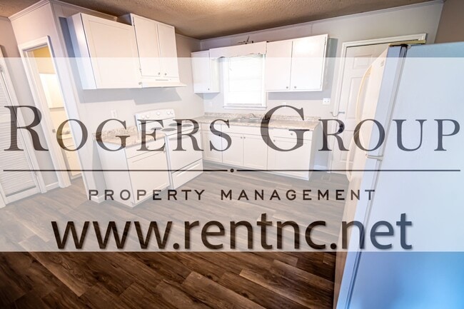 Foto del edificio - #103*** 120-158 Old Thomas Ln Duplex