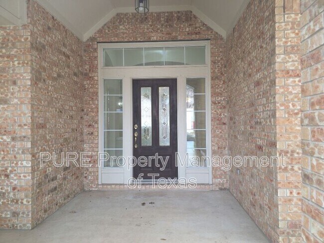 Foto del edificio - 2013 Inverness Dr